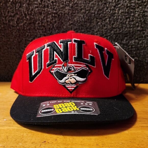 Top of the World UNLV Snapback Throwback Hat - New - Picture 1 of 10